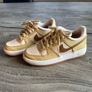 Boys Nike Air Force 1 LV8